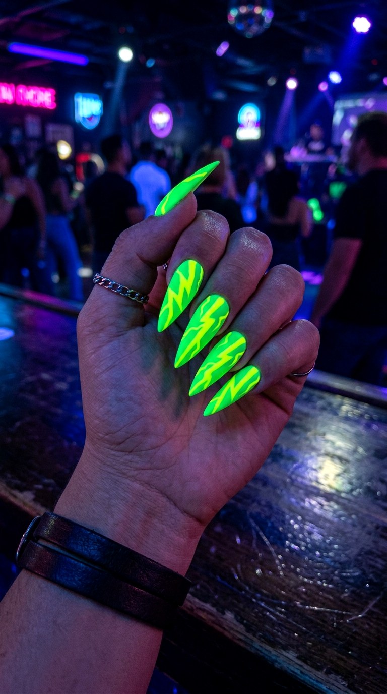Neon Split Lightning Summer Striped Nails - 23 summer striped nails