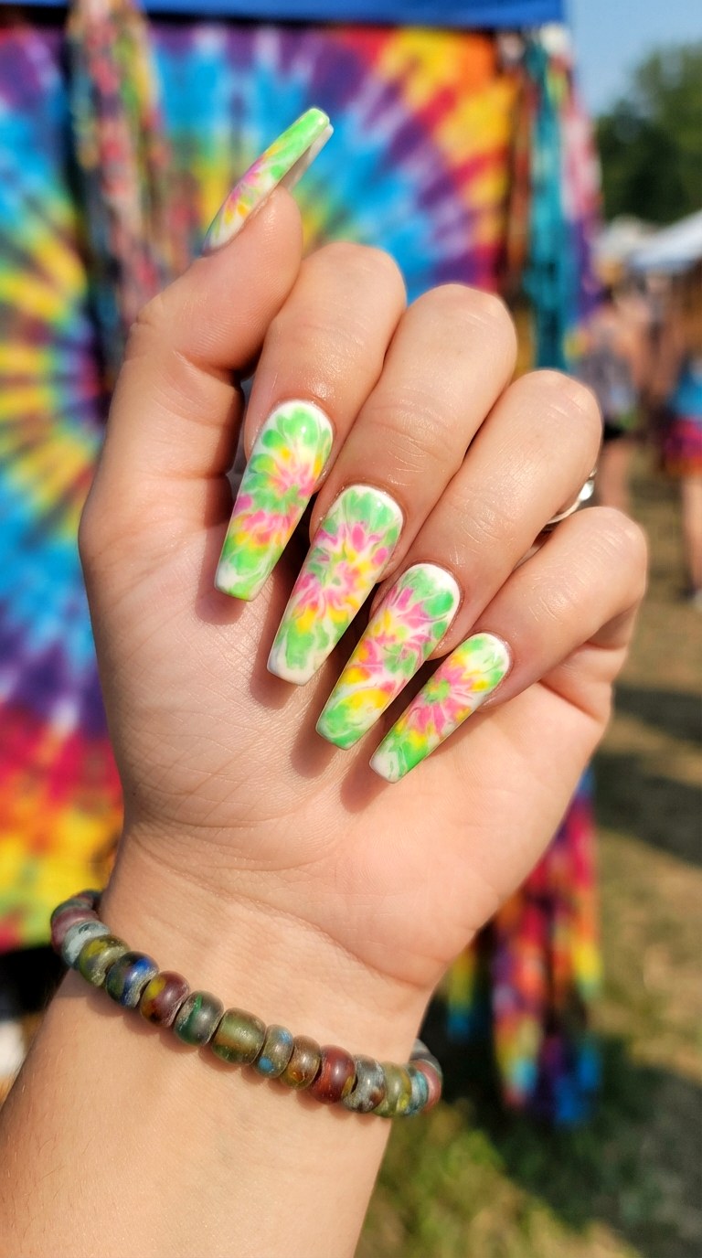 Tie Dye Swirl Colorful Nails - 20 colorful nails