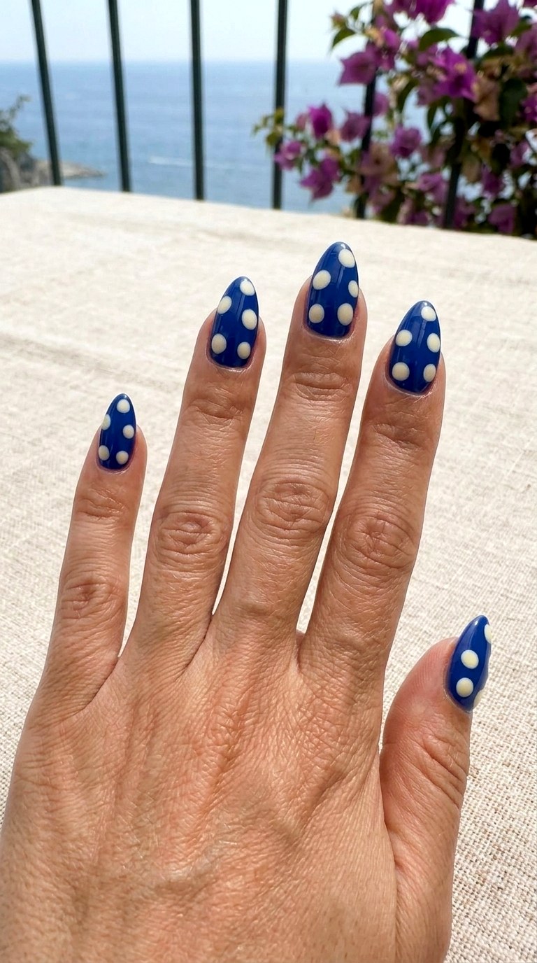 Amalfi Blue Polka Dots - 21 Italian summer polka dot Nail ideas