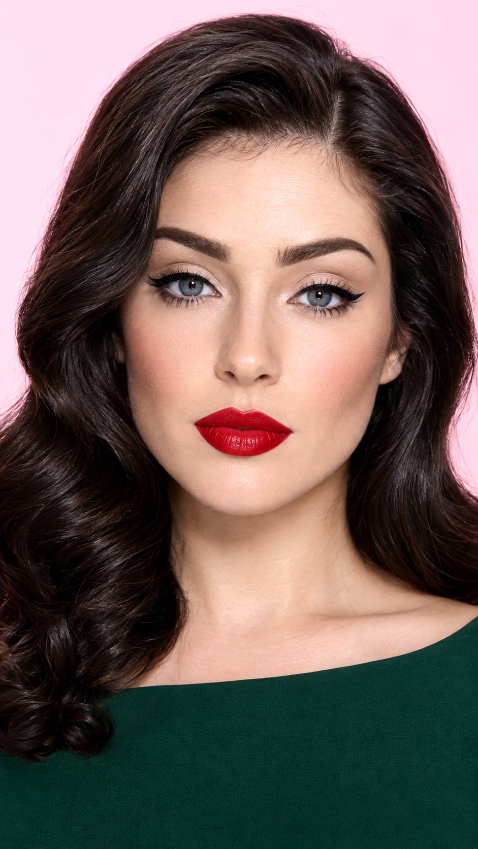 Bold Dark Brows With Red Lip Makeup - 22 eyebrows make up ideas
