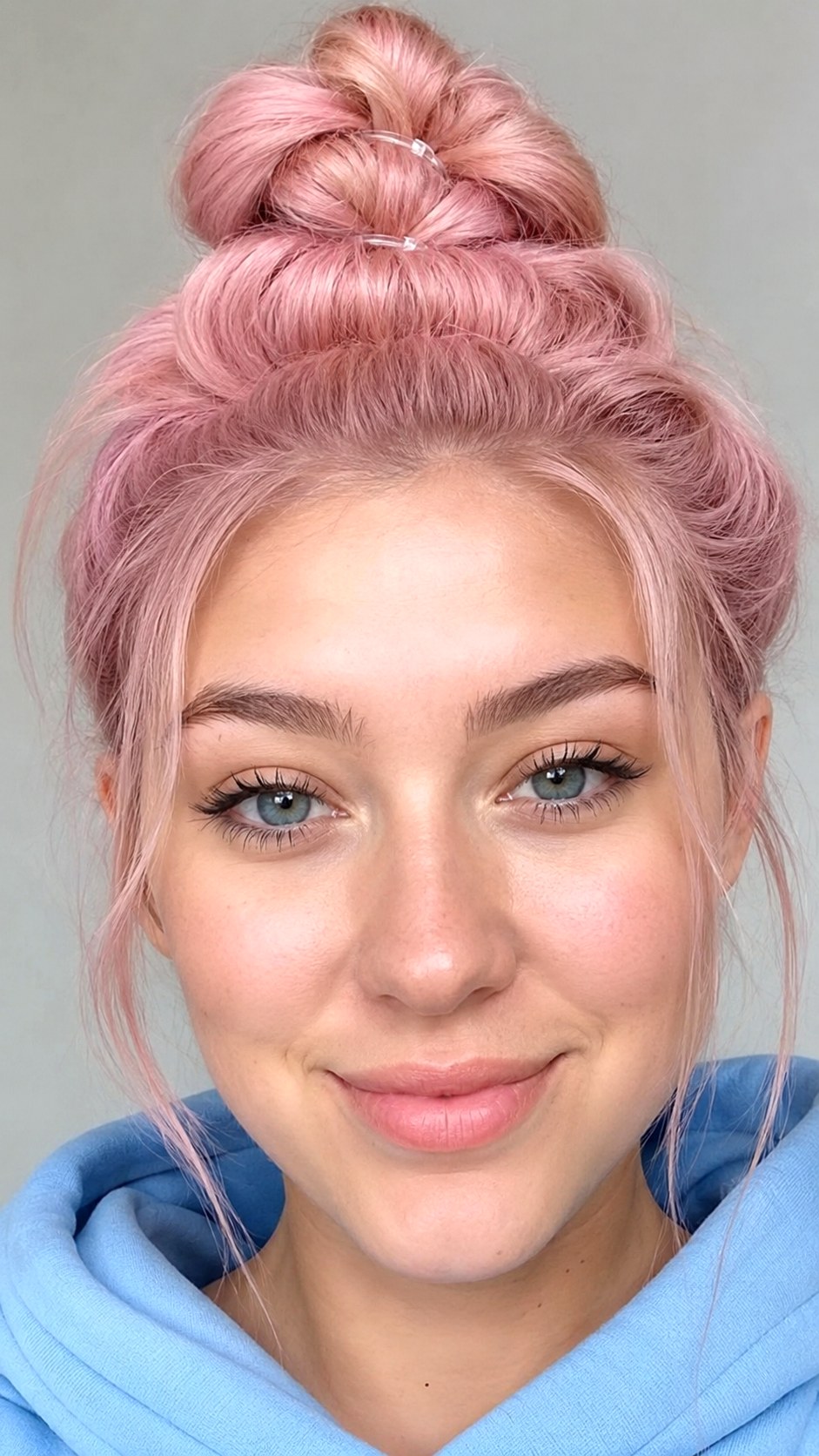 Bubble Braid Inspired Bun Style - 21 bun hairstyle ideas