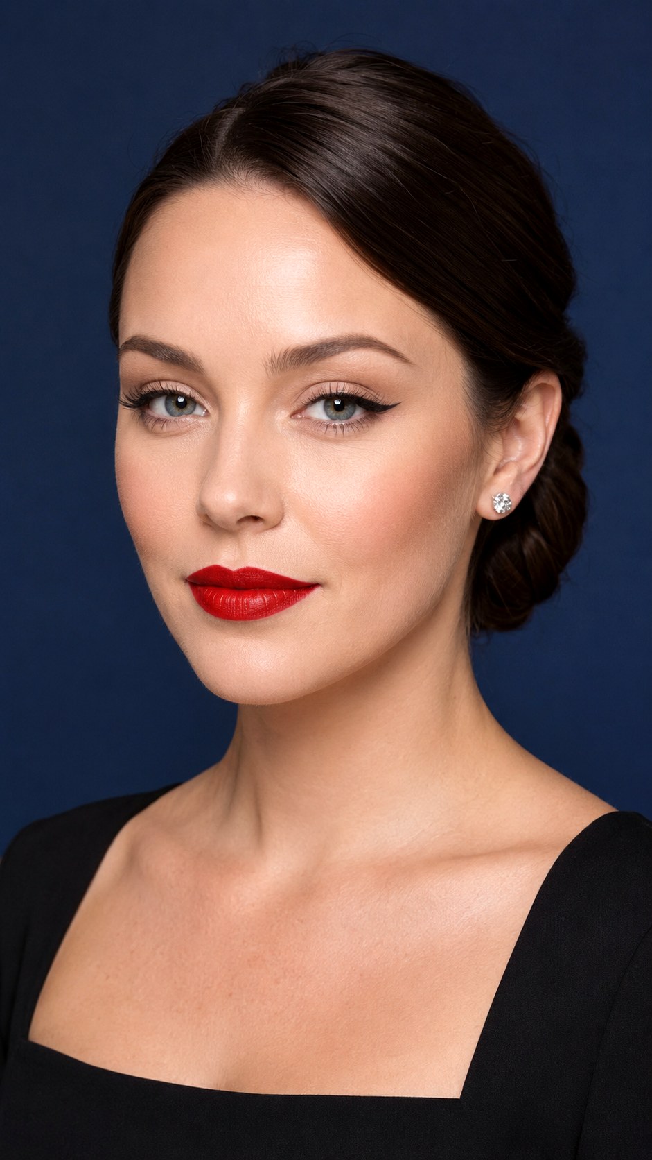 Classic Red Lip Lash Makeup - 22 eyelashes make up ideas