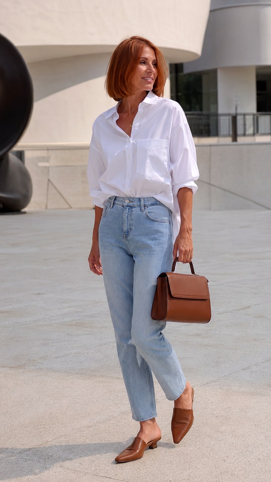 Crisp Poplin Shirt Light Wash Jeans - 25 Light Wash Jeans Outfit Ideas