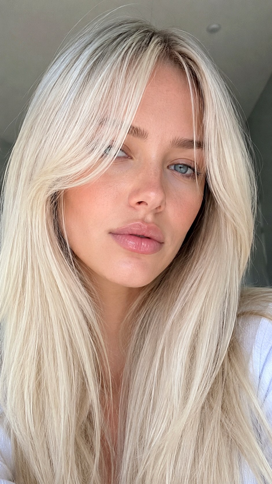 Icy Cool Toned Blonde Bangs - 20 Wispy Curtain Bangs Long Hair Ideas