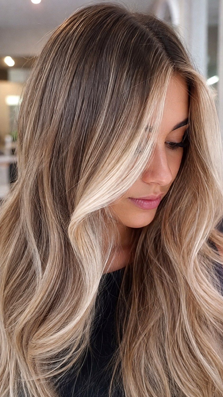 Icy Vanilla Money Piece - 25 long hair highlights ideas