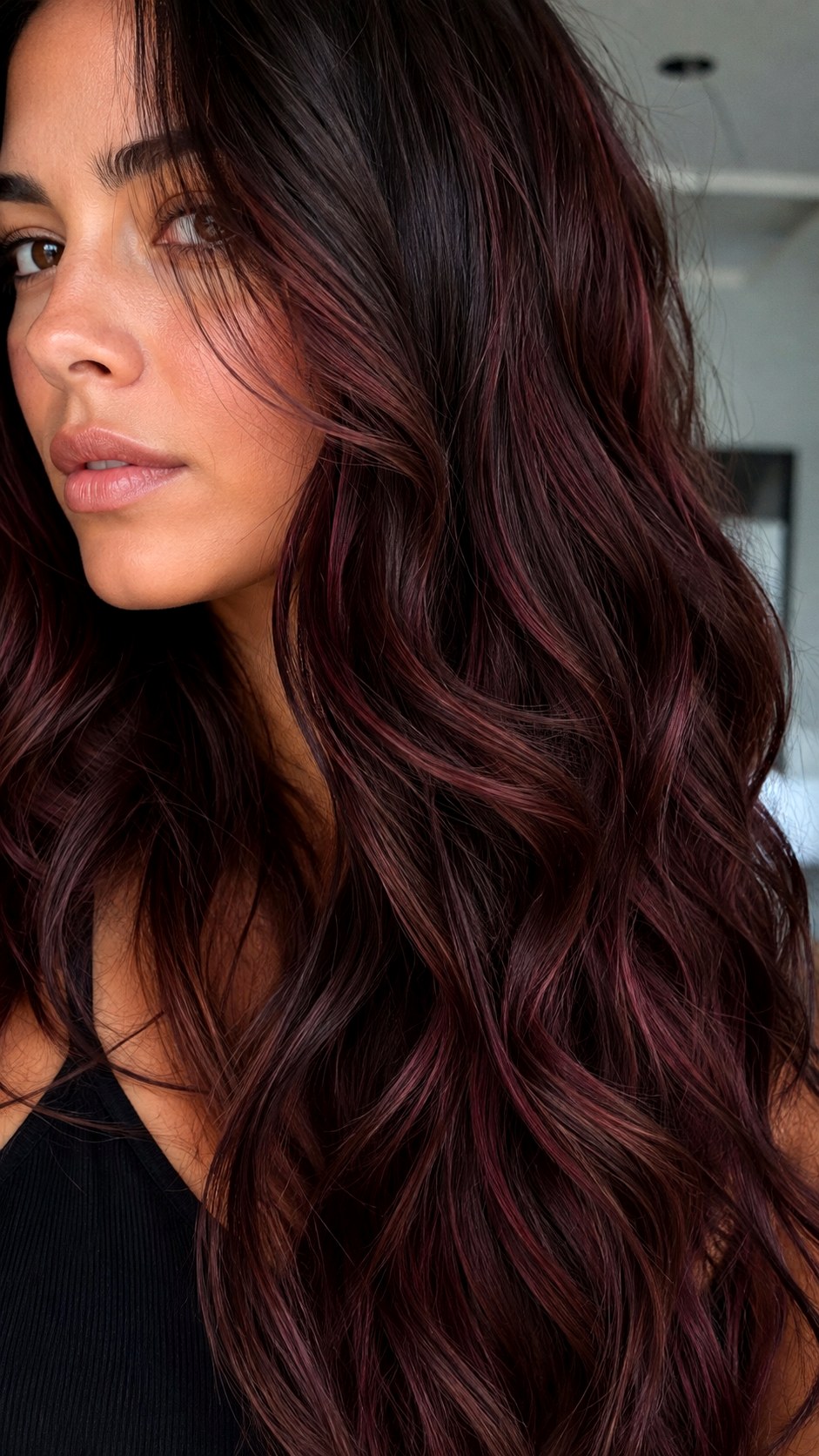 Mahogany Lowlights - 25 long hair highlights ideas