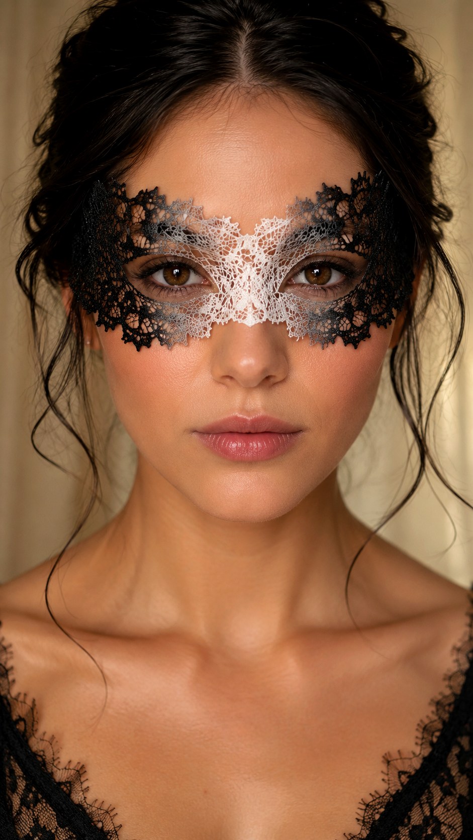 Two Tone Lace Eye Mask Design - 21 lace makeup ideas