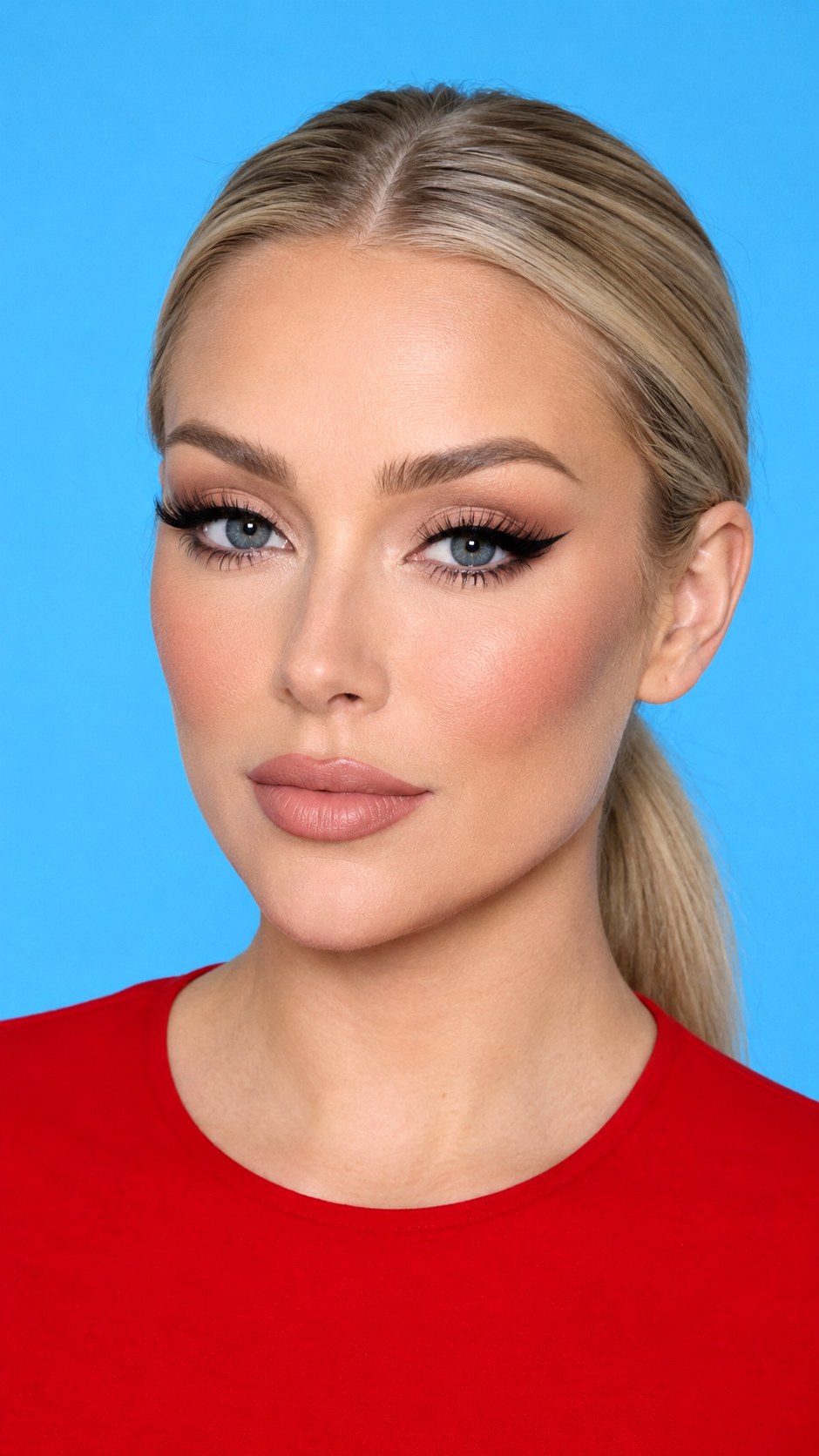 Winged Liner And False Lash Makeup - 22 eyelash perfect make up ideas