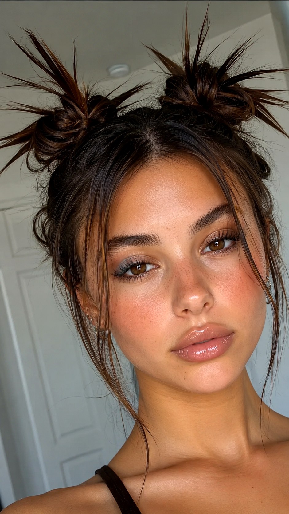 YK Spiky Space Buns - 22 space bun hairstyle ideas